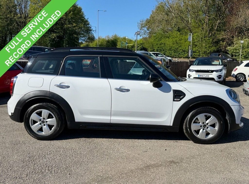 Mini Countryman 1.5L Cooper White