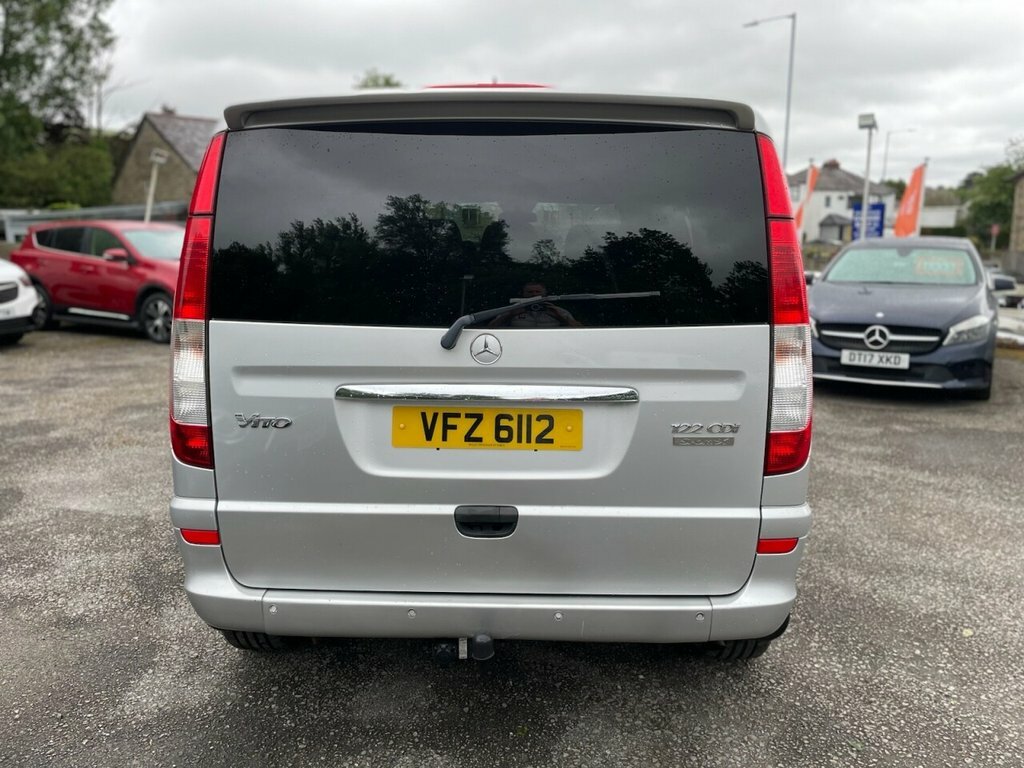 Mercedes-Benz Vito 3L Dualiner Sport Silver #6