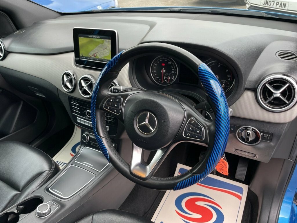 Mercedes-Benz B Class B200 Cdi Amg Line Premium Plus Black #14