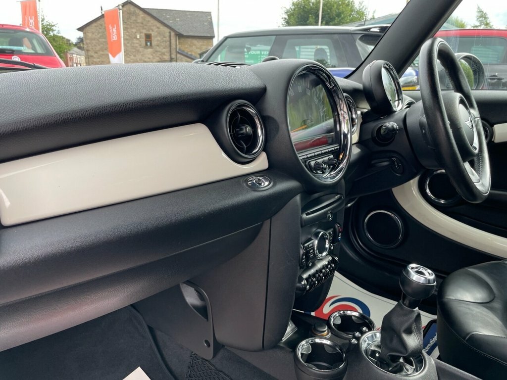 Mini Convertible 1.6 Cooper S Euro 5 Ss Red #21