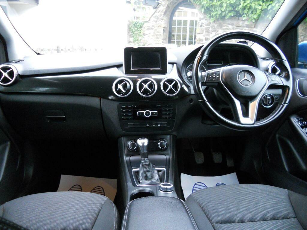 Mercedes-Benz B Class B180 Cdi Blueefficiency Sport Black #16