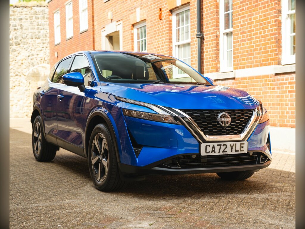 Nissan Qashqai 1.3 Dig-t Mhev N-connecta Suv Hybrid Ma Blue
