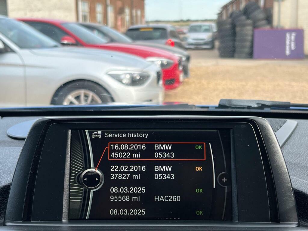 BMW 1 Series 2.0 118D Sport Hatchback Euro 5 Black #33