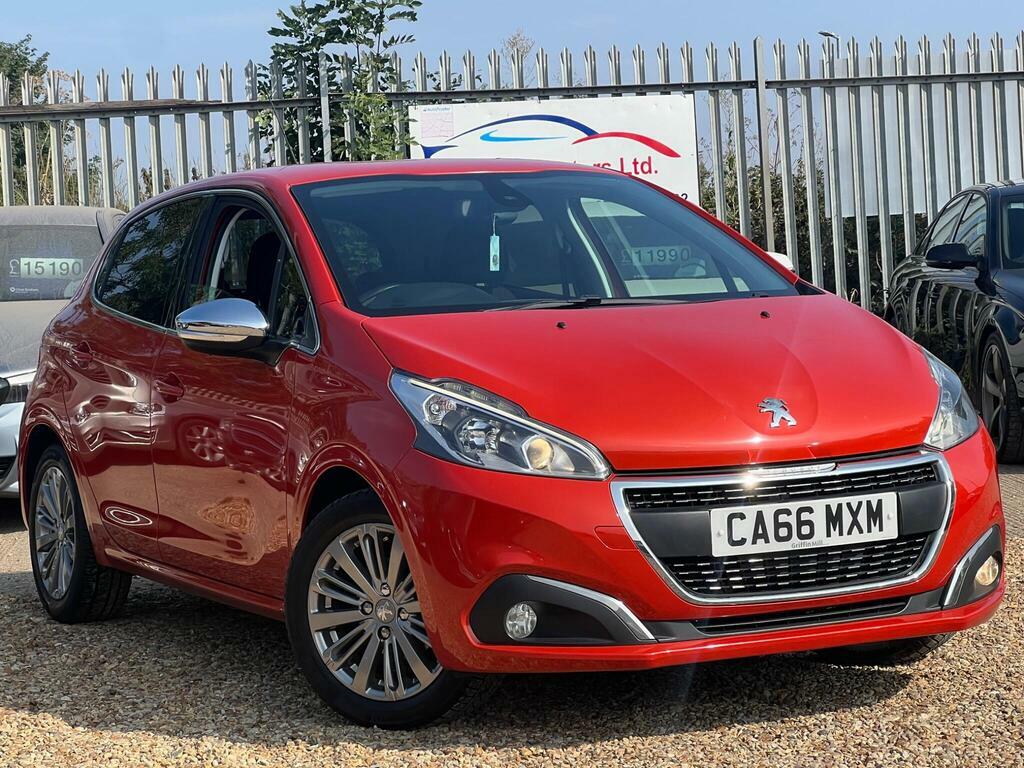 Peugeot 208 1.2 Puretech Allure Euro 6 Orange