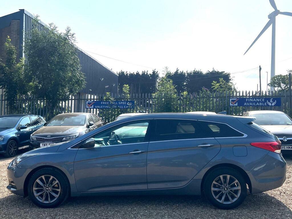 Hyundai I40 Crdi Se Nav Blue White #11