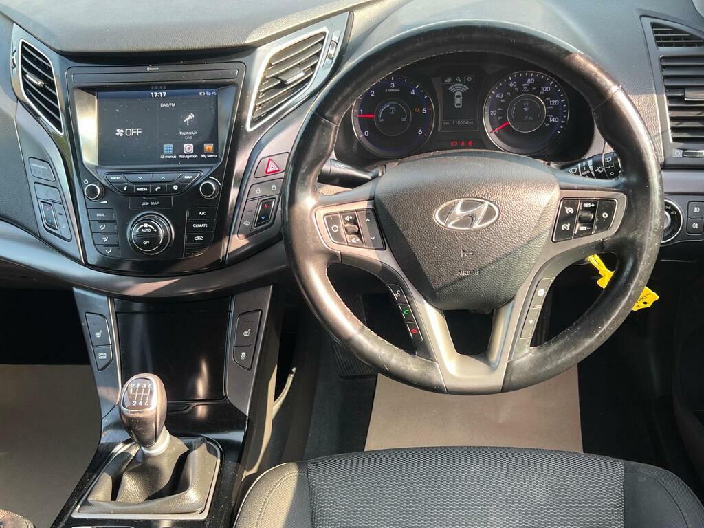 Hyundai I40 Crdi Se Nav Blue White #30