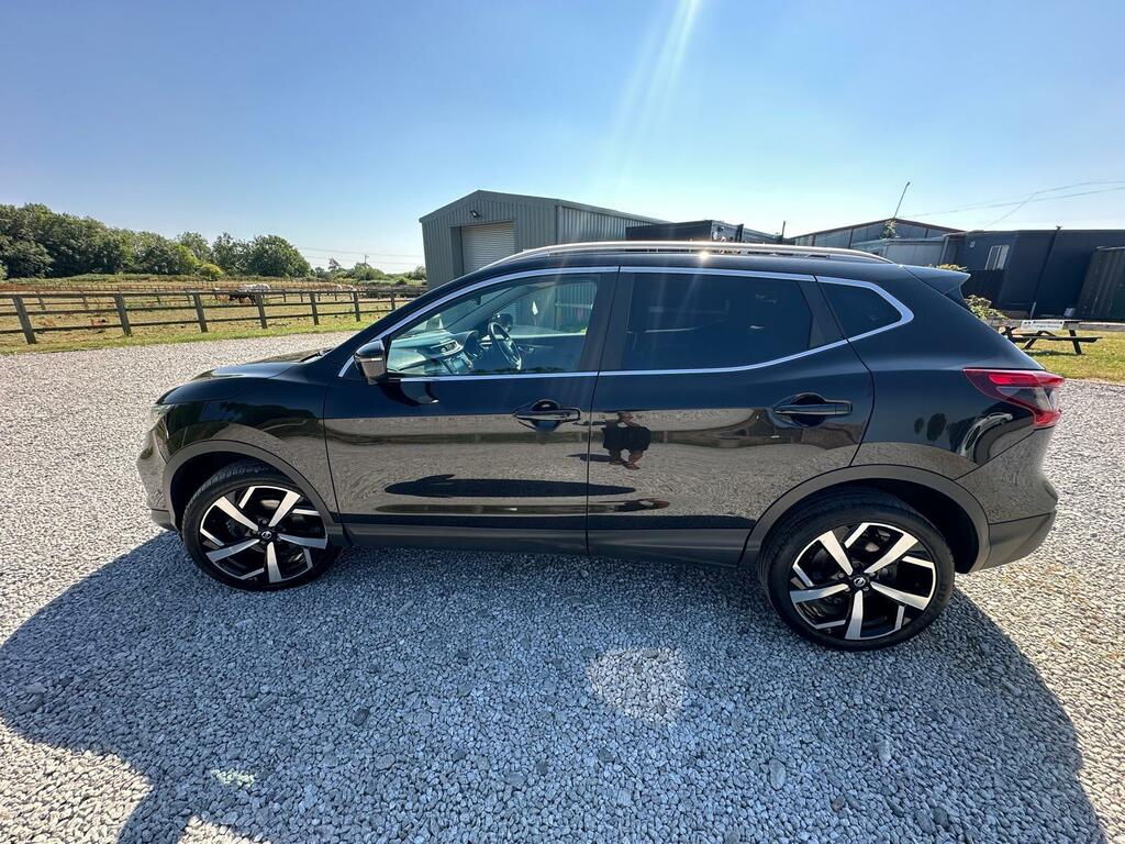 Nissan Qashqai 1.3 Dig-t Tekna Euro 6 Ss KN20LFV Black #5