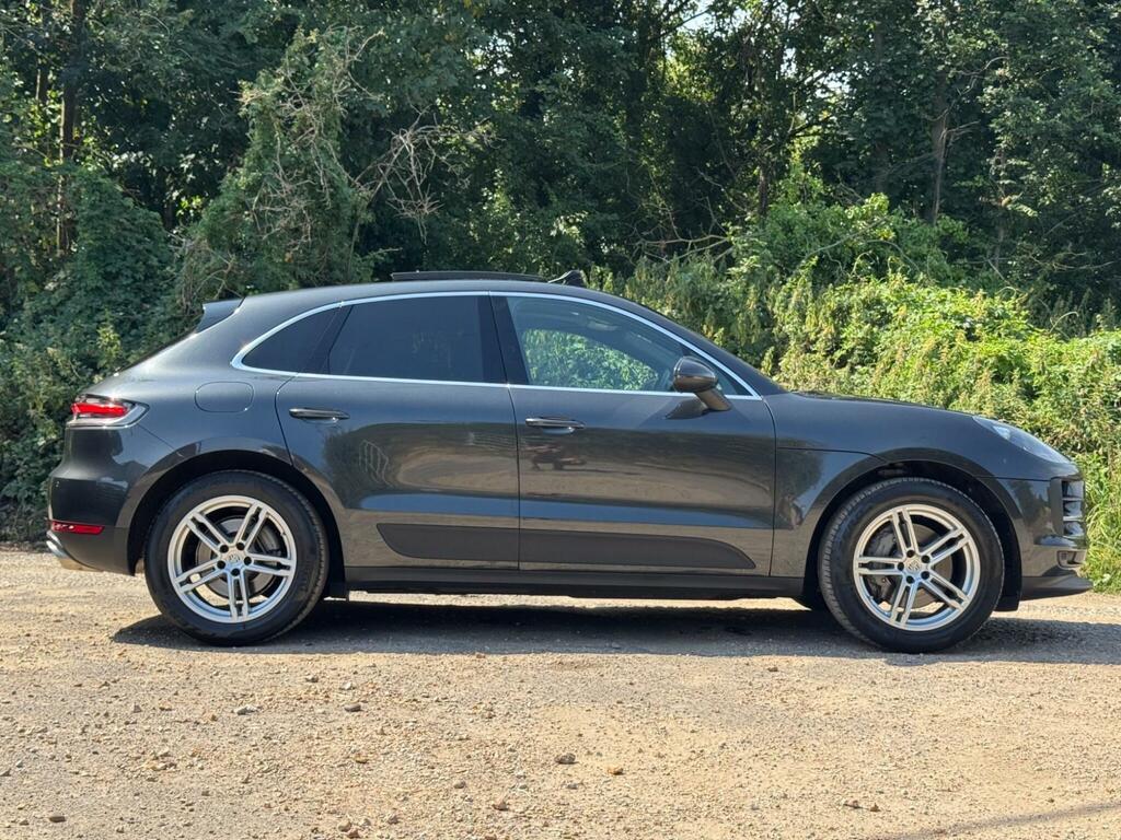 Porsche Macan Black #21