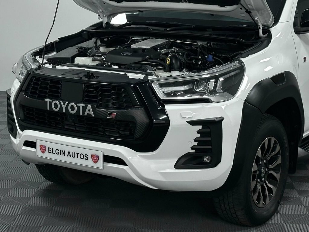 Toyota HILUX 2.4 D-4d Invincible 4Wd Euro 6 Ss Black #21