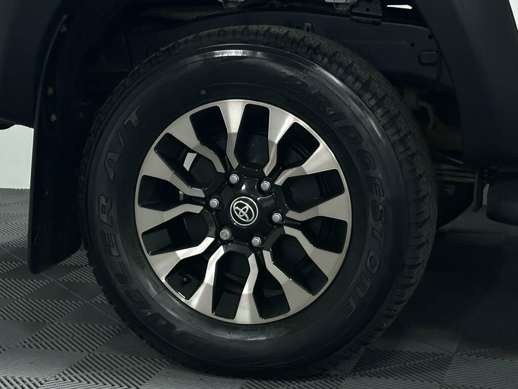 Toyota HILUX 2.4 D-4d Invincible 4Wd Euro 6 Ss Black #13