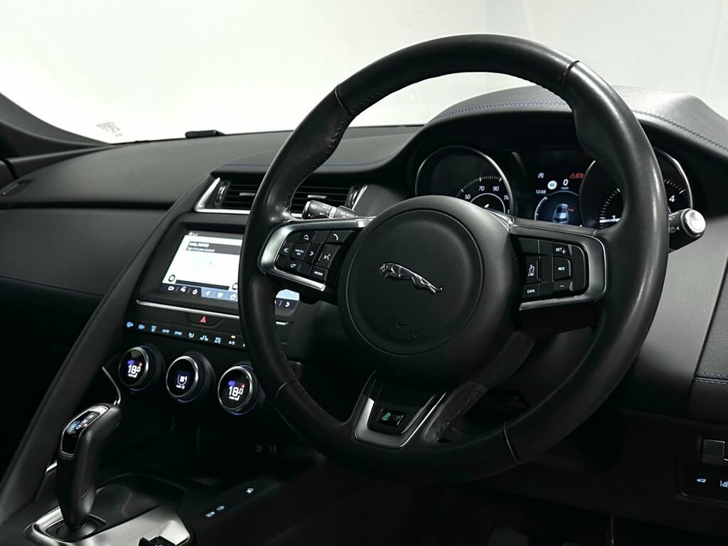 Jaguar E-Pace 2L R-dynamic S Blue #4
