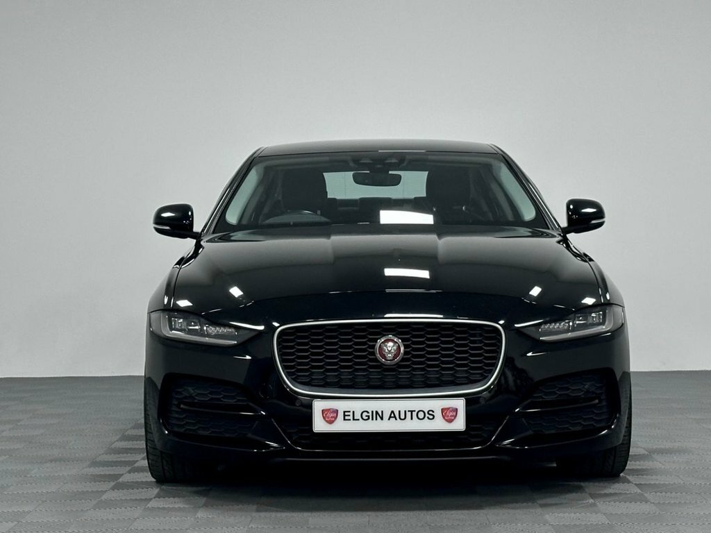 Jaguar XE 2L S Black #2