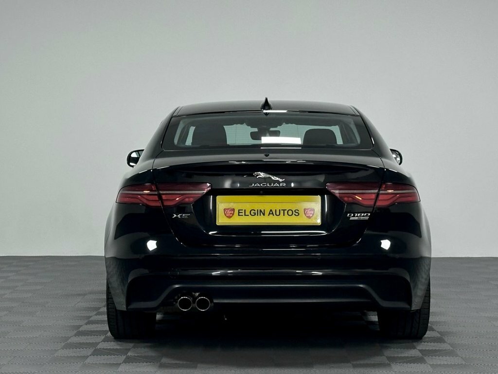 Jaguar XE 2.0 R-dynamic Se Black #7
