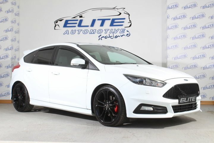 Ford Focus Focus Hatchback White