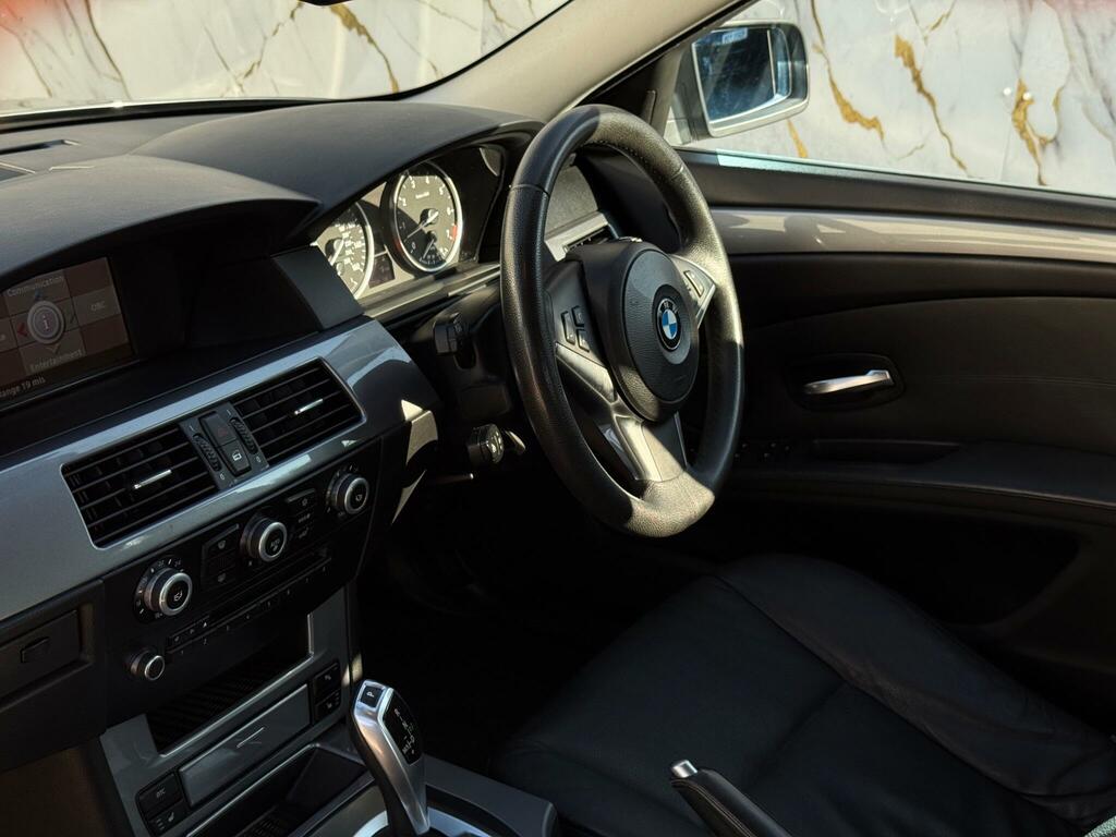 BMW 5 Series 2.0 520D Se Touring Red #32