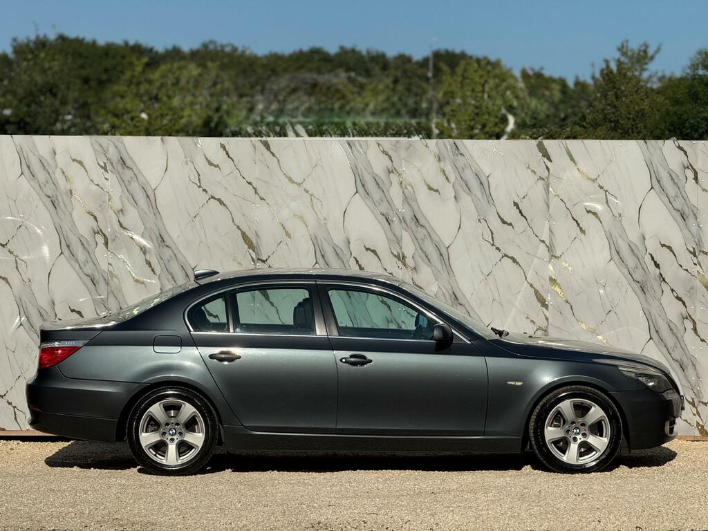 BMW 5 Series 2.0 520D Se Touring Red #28
