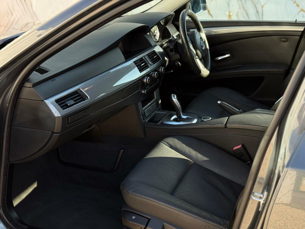 BMW 5 Series 2.0 520D Se Touring Red #66
