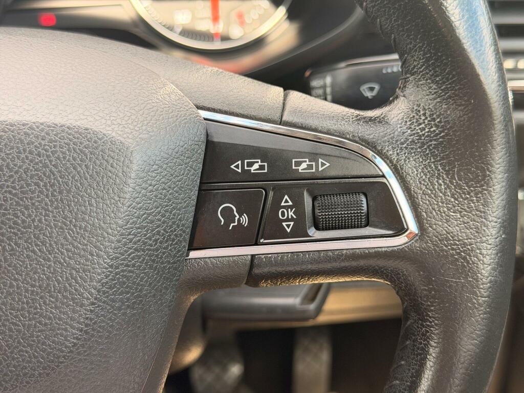 Seat Leon X-perience Tdi Se Technology 5-Door 11 Services In Black #22