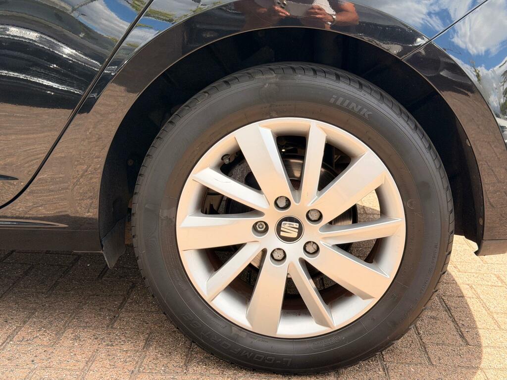 Seat Leon X-perience Tdi Se Technology 5-Door 11 Services In Black #44