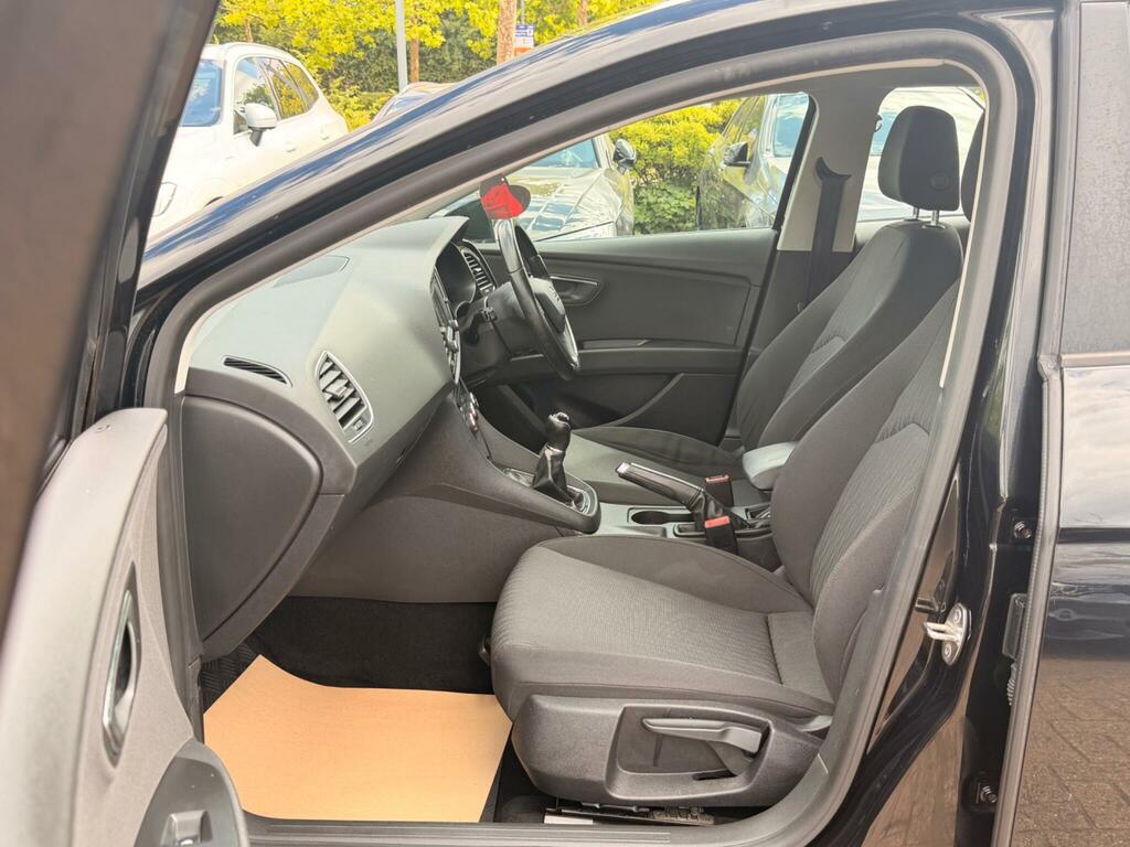 Seat Leon X-perience Tdi Se Technology 5-Door 11 Services In Black #38
