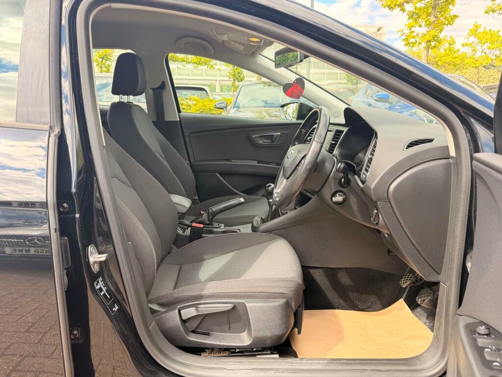 Seat Leon X-perience Tdi Se Technology 5-Door 11 Services In Black #16