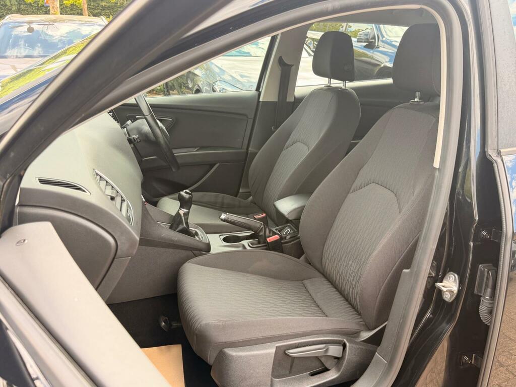 Seat Leon X-perience Tdi Se Technology 5-Door 11 Services In Black #37