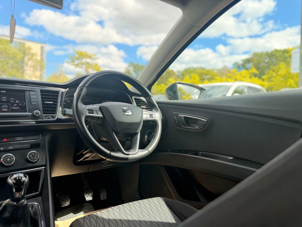 Seat Leon X-perience Tdi Se Technology 5-Door 11 Services In Black #12