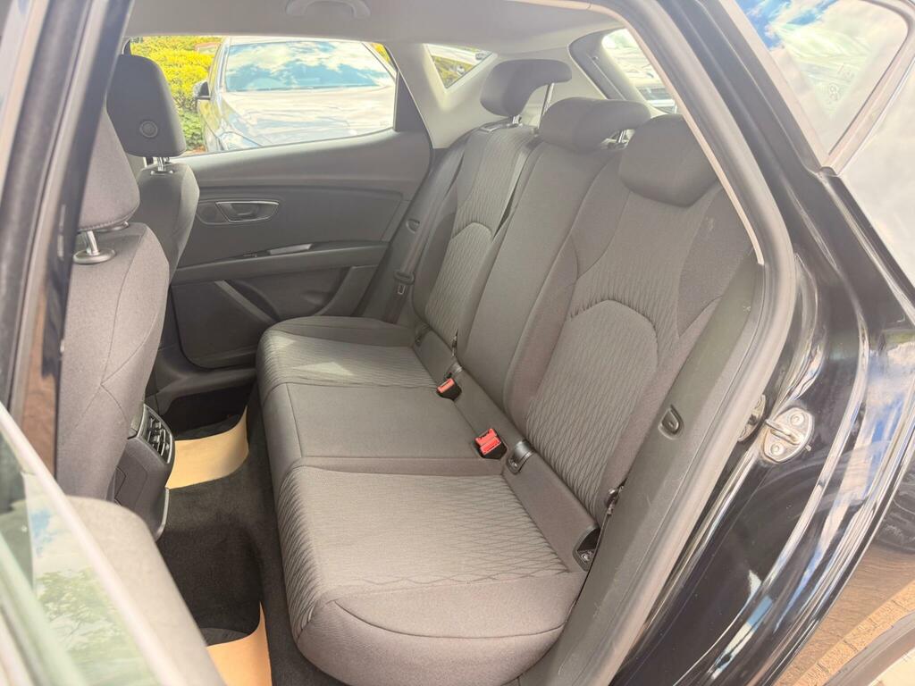 Seat Leon X-perience Tdi Se Technology 5-Door 11 Services In Black #20