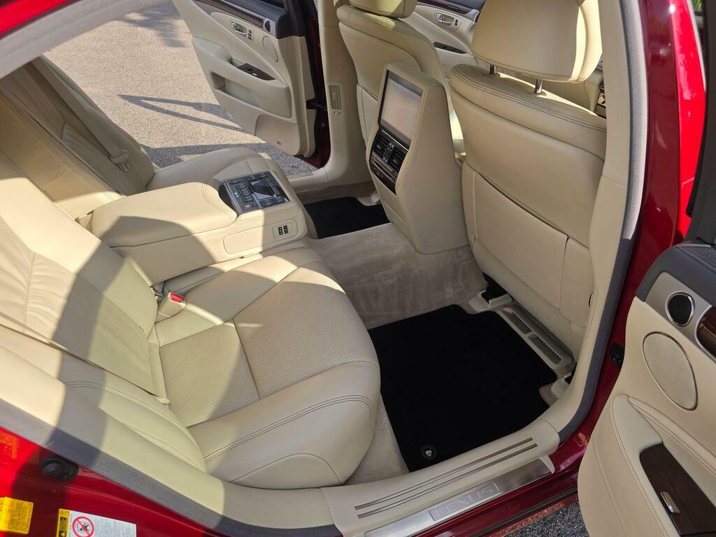 Lexus LS 4.6 460 V8 Luxury Grey #65