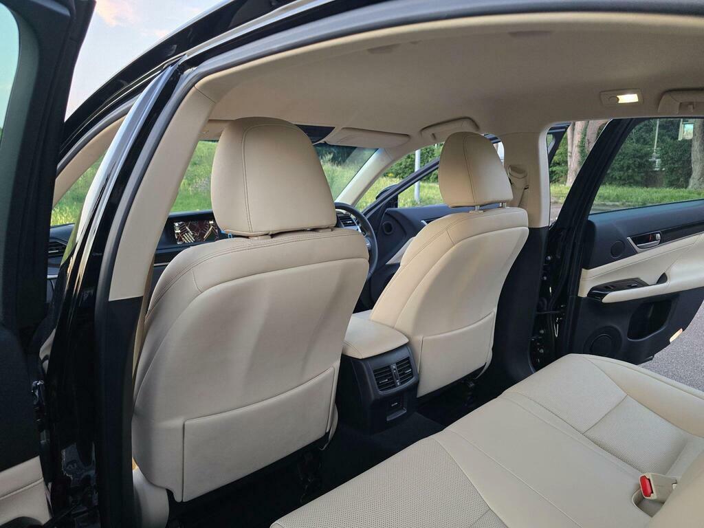 Lexus GS Saloon 2.5 F Sport Cvt Euro 5 Ss 201414 White #36