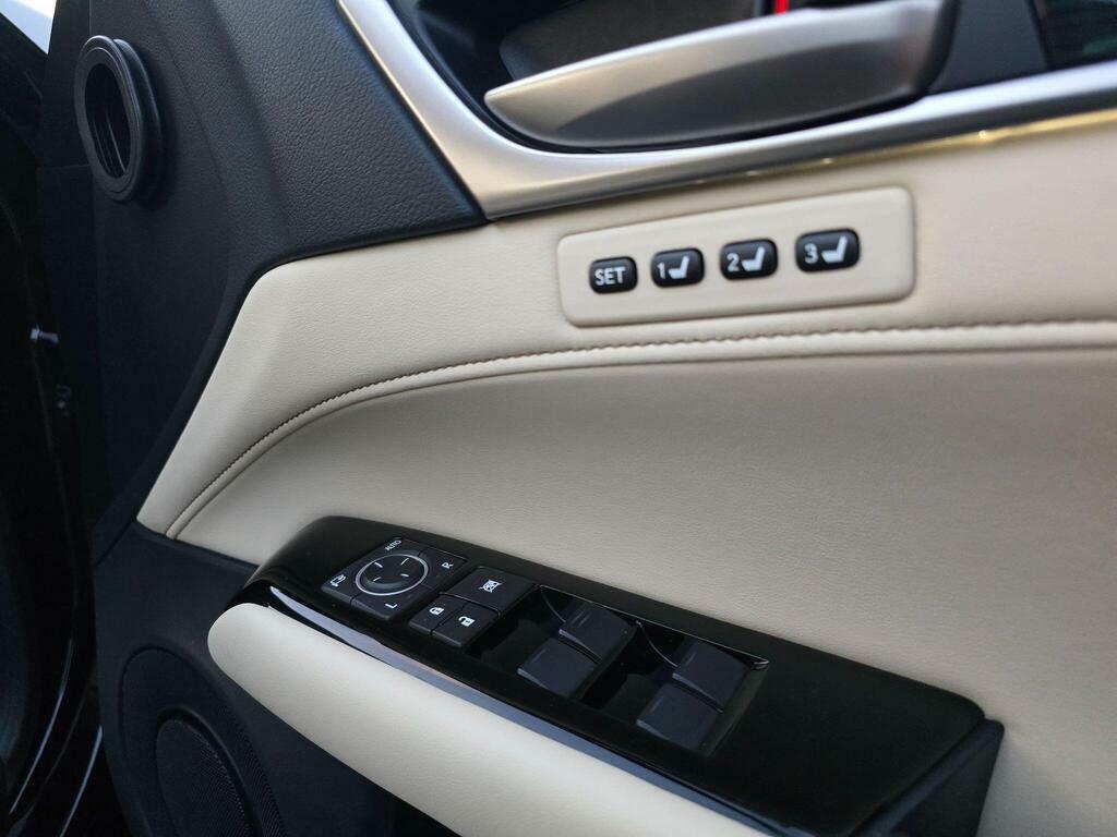 Lexus GS Saloon 2.5 F Sport Cvt Euro 5 Ss 201414 White #55