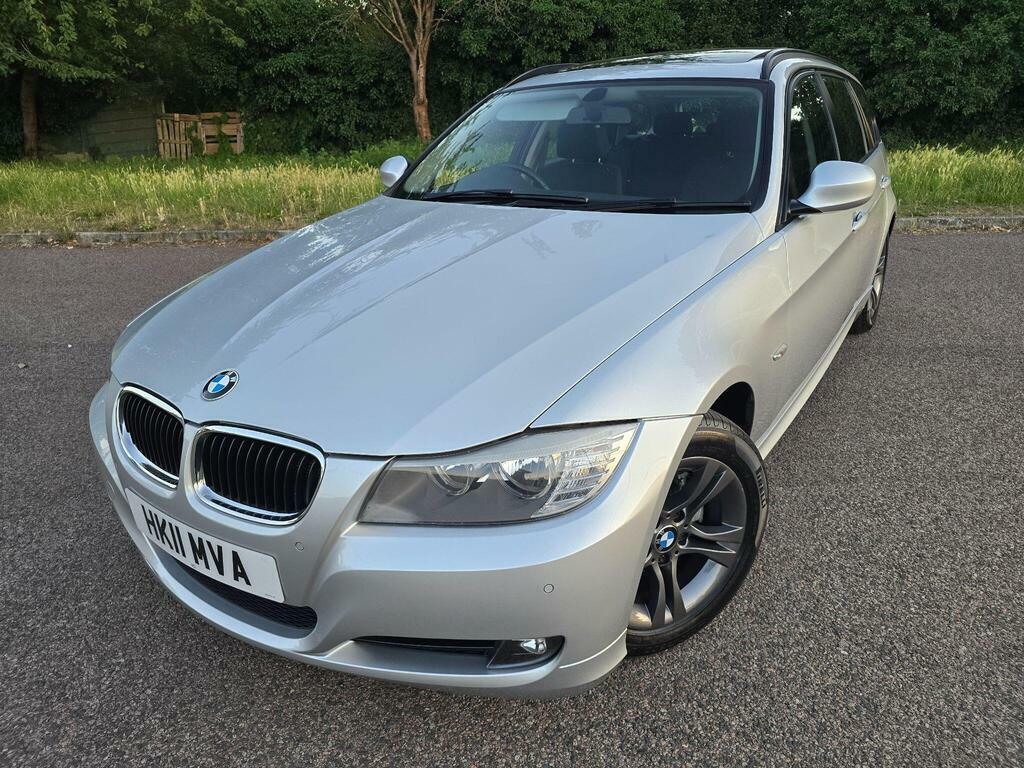BMW 3 Series 2.0 318I Es Touring Silver