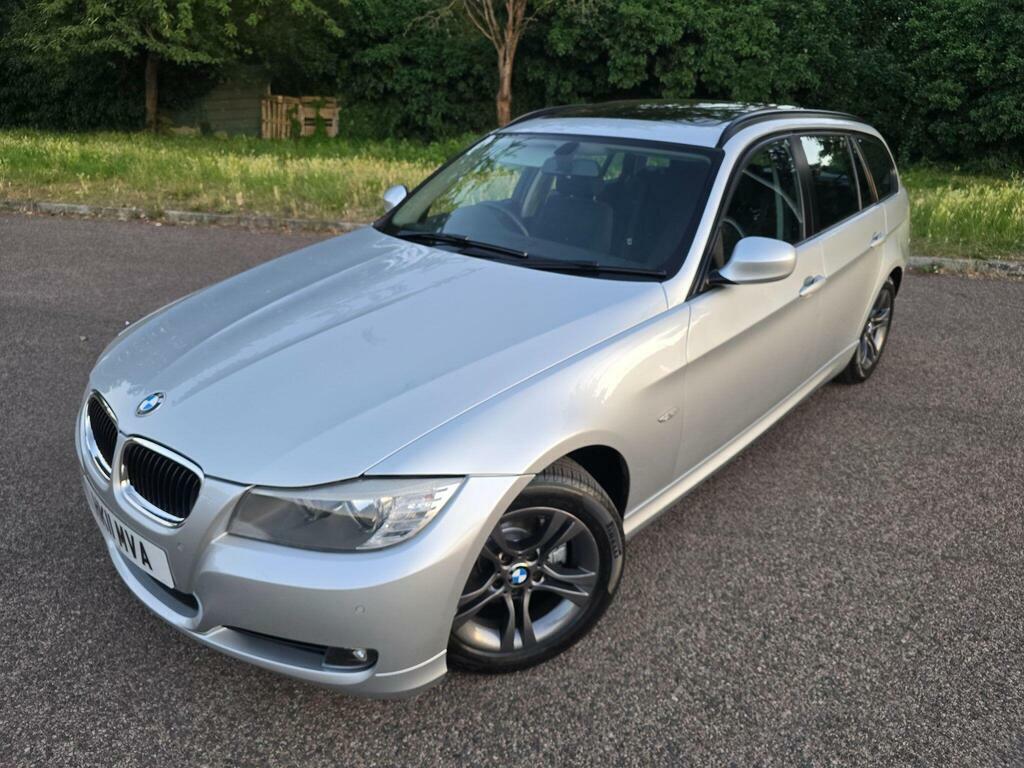 BMW 3 Series 2.0 318I Es Touring Silver #2