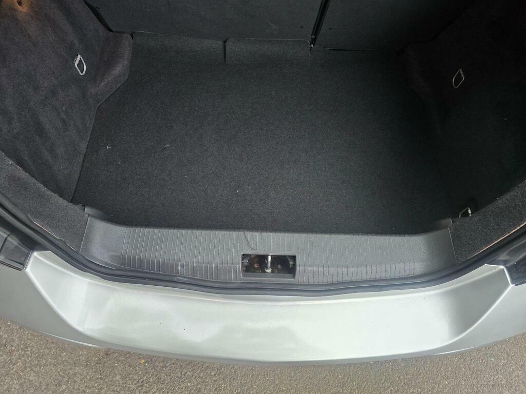 Vauxhall Astra Vauxhall Astra Design Hatch 1.8 Aut Grey #39