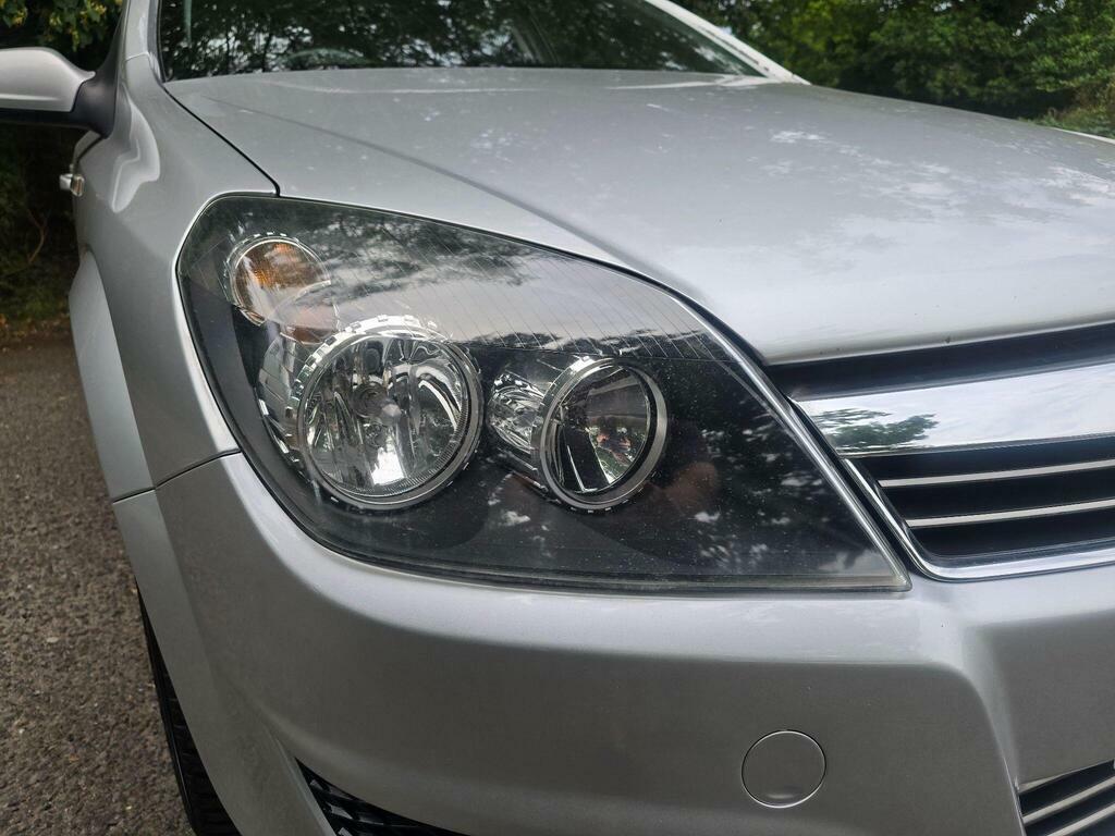 Vauxhall Astra Vauxhall Astra Design Hatch 1.8 Aut Grey #11