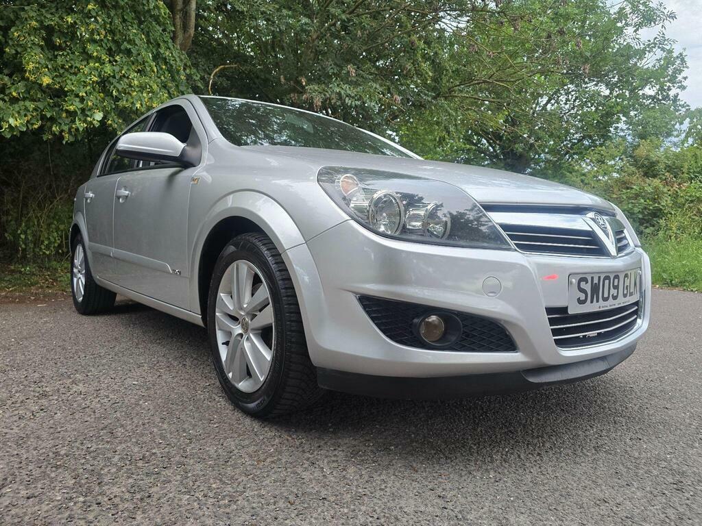 Vauxhall Astra Vauxhall Astra Design Hatch 1.8 Aut Grey #8