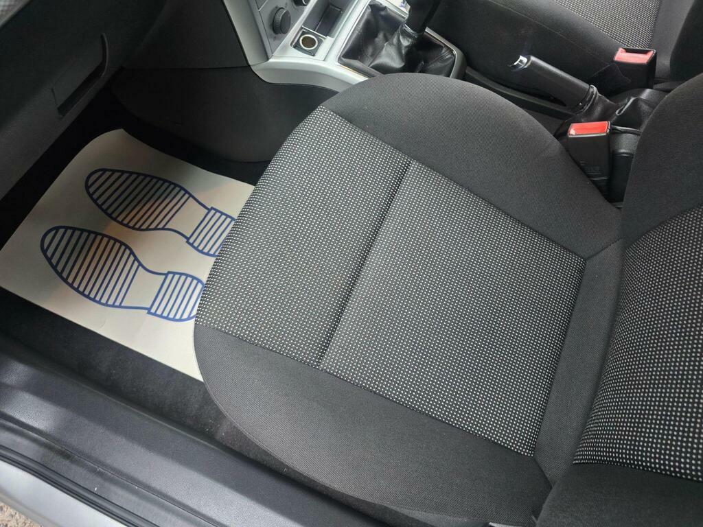 Vauxhall Astra Vauxhall Astra Design Hatch 1.8 Aut Grey #52