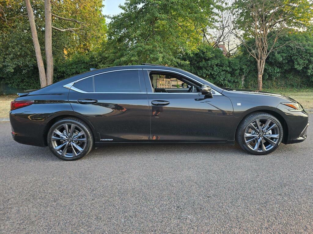 Lexus ES 300H F-sport Tech Safety Pack Black #21