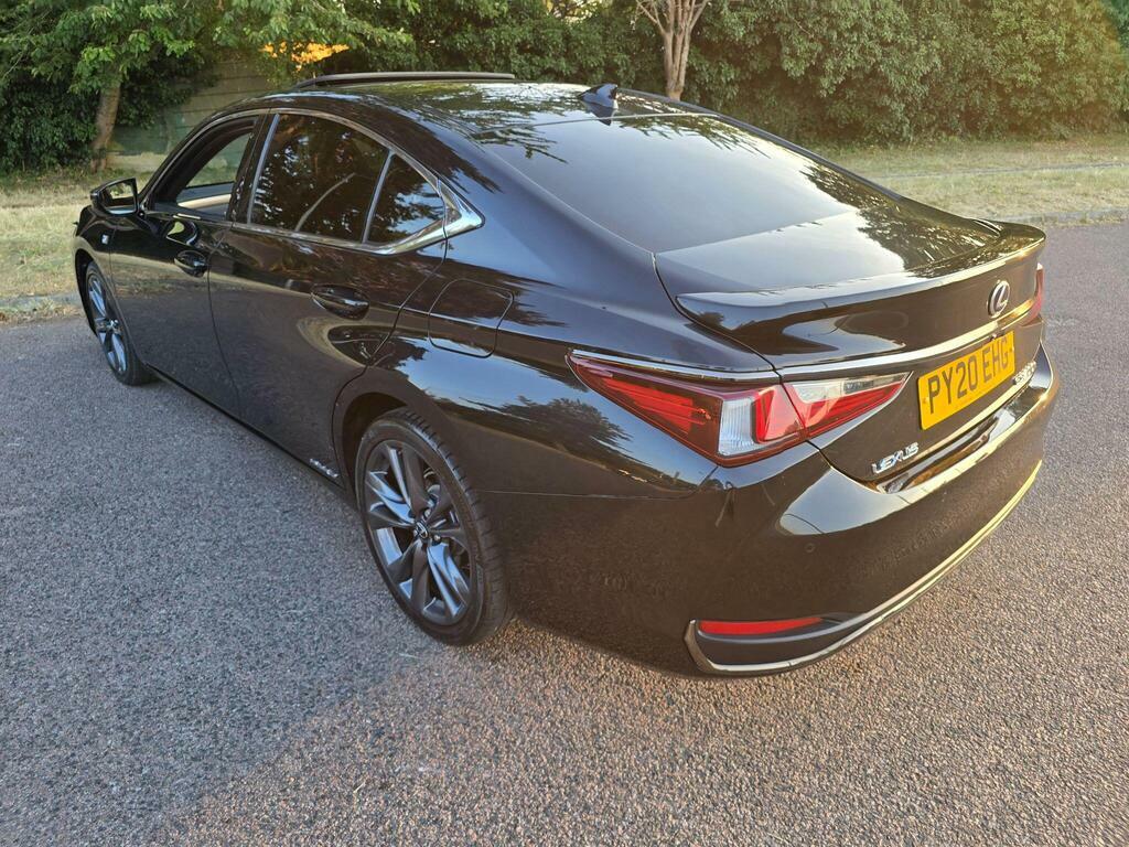 Lexus ES 300H F-sport Tech Safety Pack Black #41
