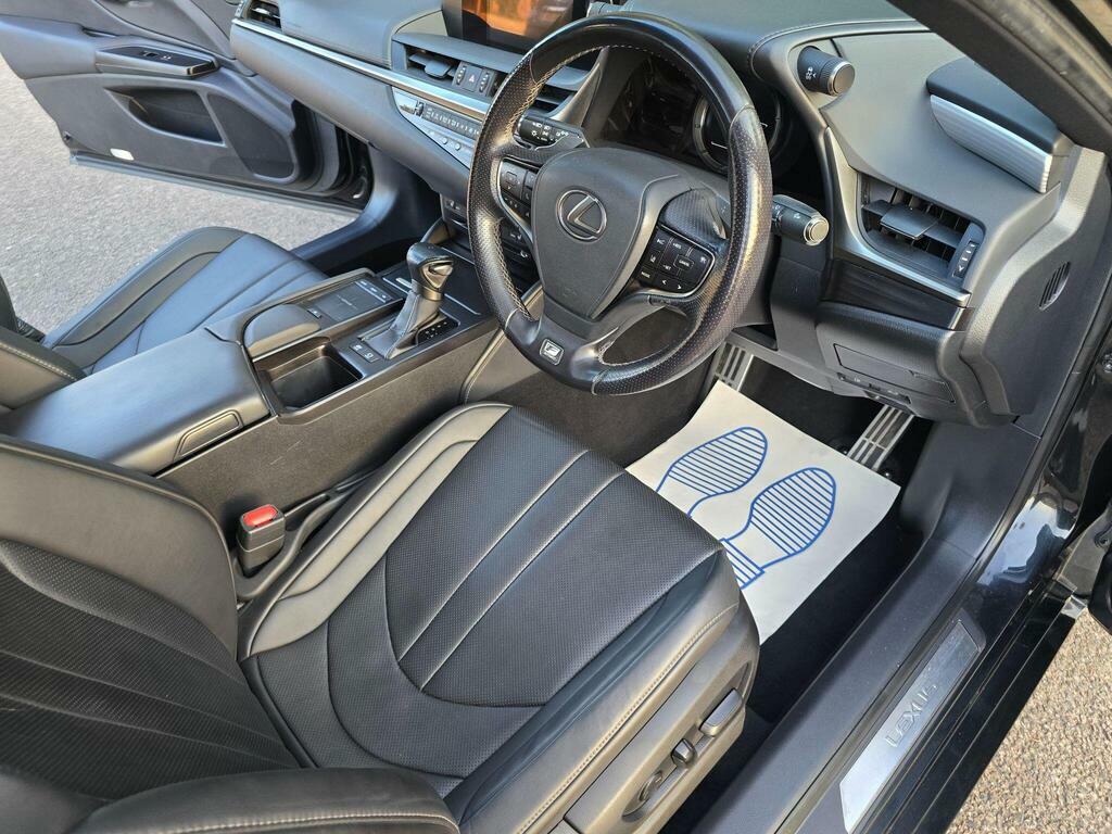 Lexus ES 300H F-sport Tech Safety Pack Black #87
