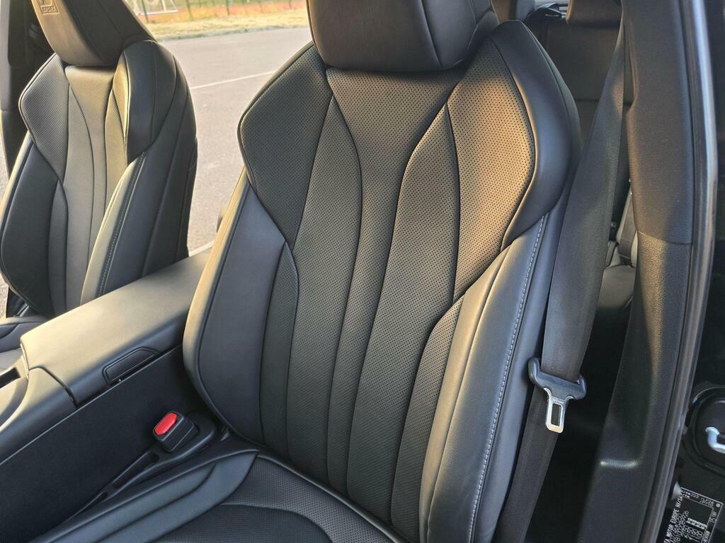 Lexus ES 300H F-sport Tech Safety Pack Black #75