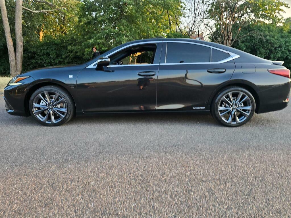 Lexus ES 300H F-sport Tech Safety Pack Black #22