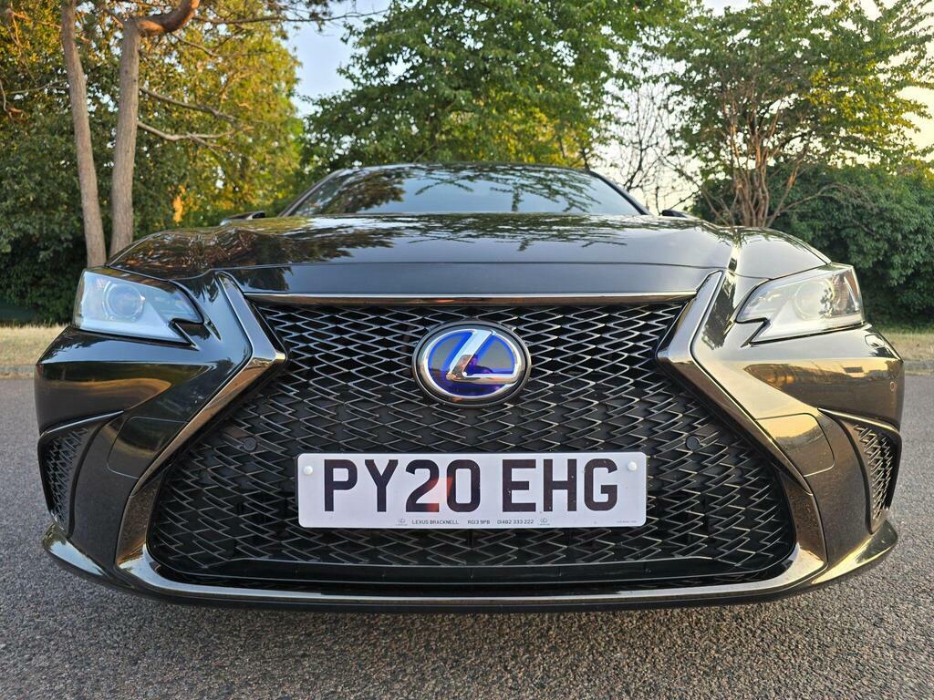 Lexus ES 300H F-sport Tech Safety Pack Black #10