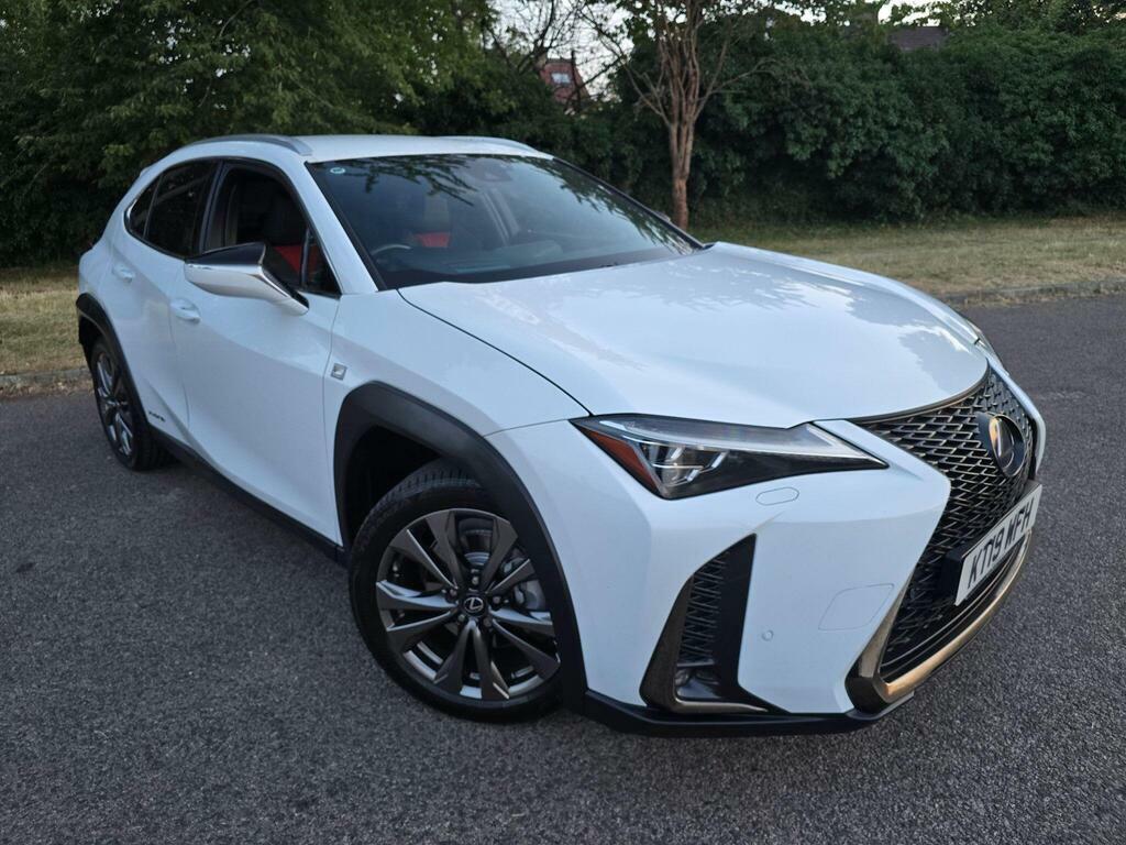Lexus UX 2.0 250H Takumi E-cvt White #28