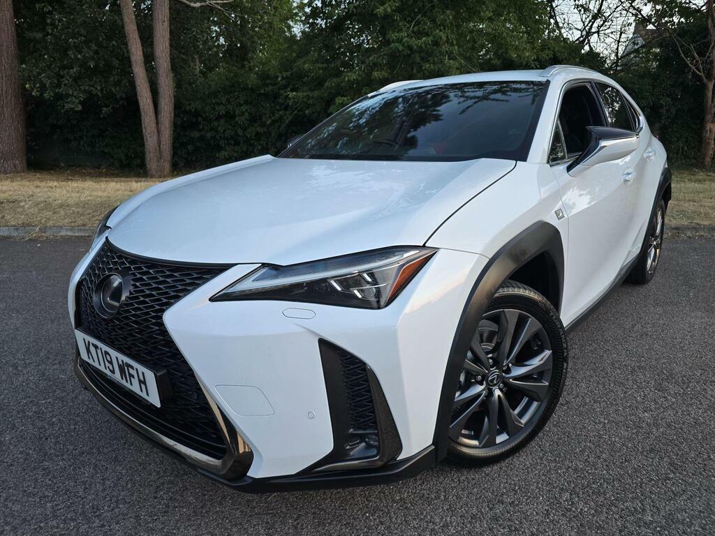 Lexus UX 2.0 300H F Sport Design Tech Suv White