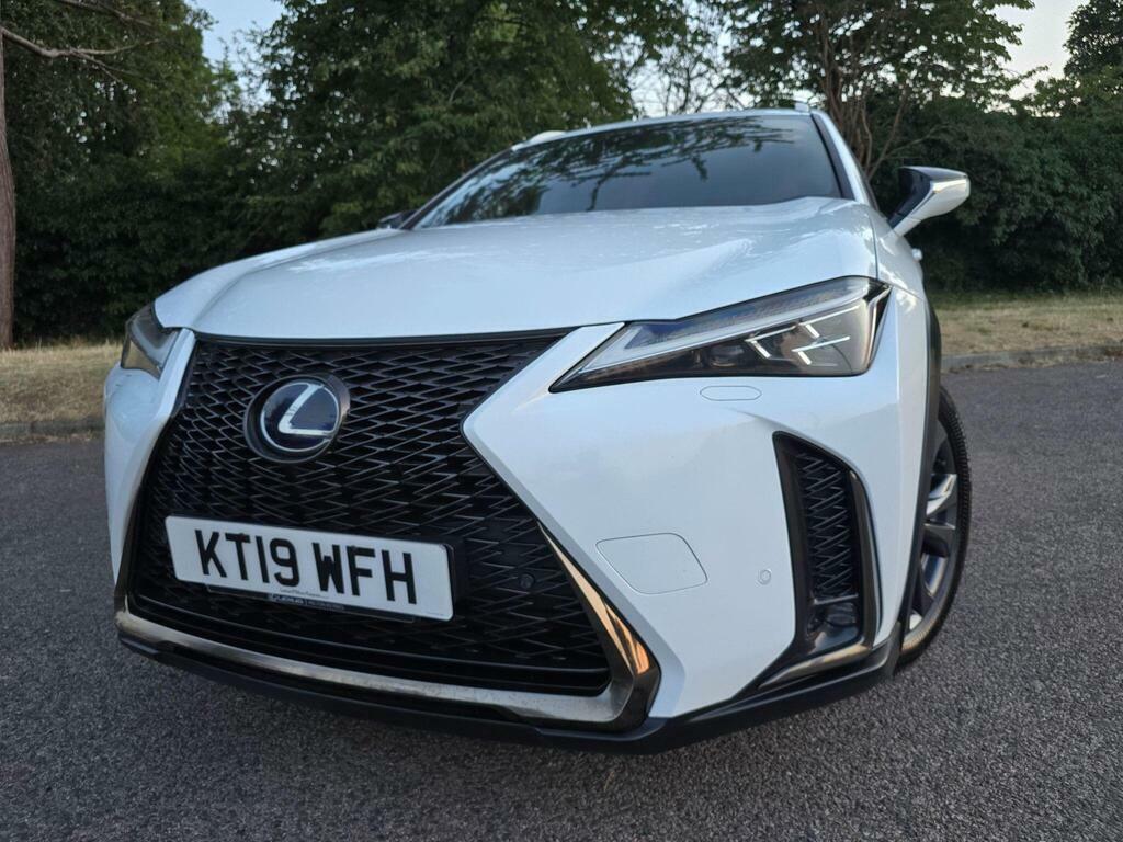 Lexus UX 2.0 300H F Sport Design Tech Suv White #5