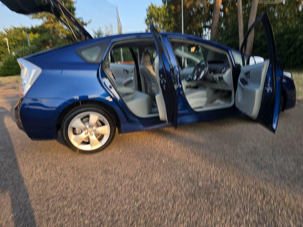 Toyota Prius  Grey #81