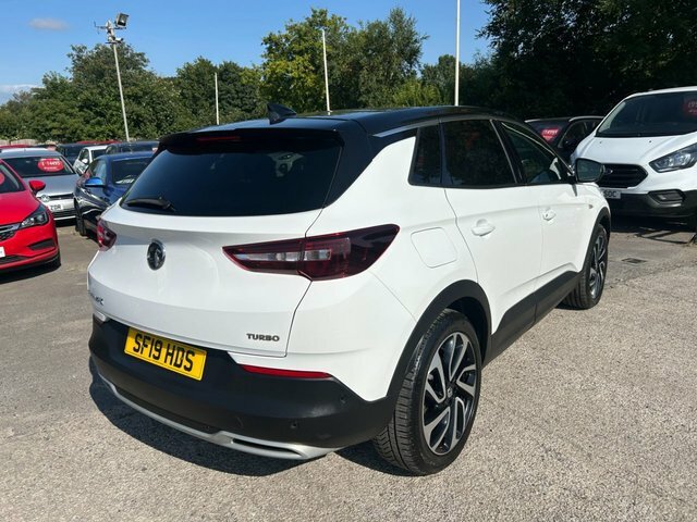 Vauxhall Grandland X 2019 1.2 Turbo Elite Nav Suv 6Sp White #3