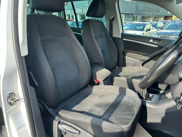 Volkswagen Tiguan 2013 2.0 Tdi Bluemotion Tech Se Suv Man White #5