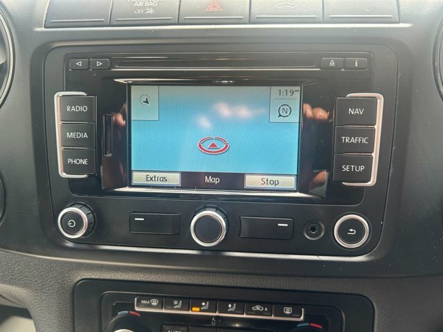 Volkswagen Amarok 2013 2.0 Bitdi Trendline Pickup Double Cab Die Silver #2